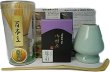 画像1: 【送料無料】茶道具　上林春松本店製の抹茶・茶筅(茶筌)・茶筅休め・茶杓の４点セット　簡単な抹茶の点て方解説書付き（日本語版・英語版）ラミネートフィルム加工　新品 (1)